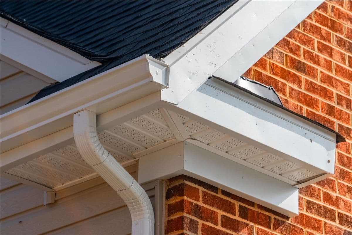 seamless-gutter-installation-company.jpg
