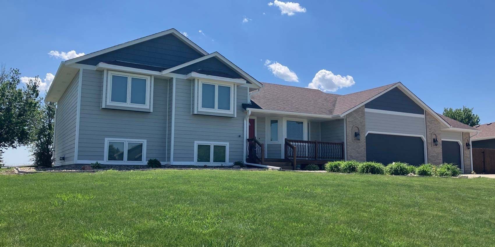 sioux-falls-siding-replacement-repairs-woods-roofing.jpg